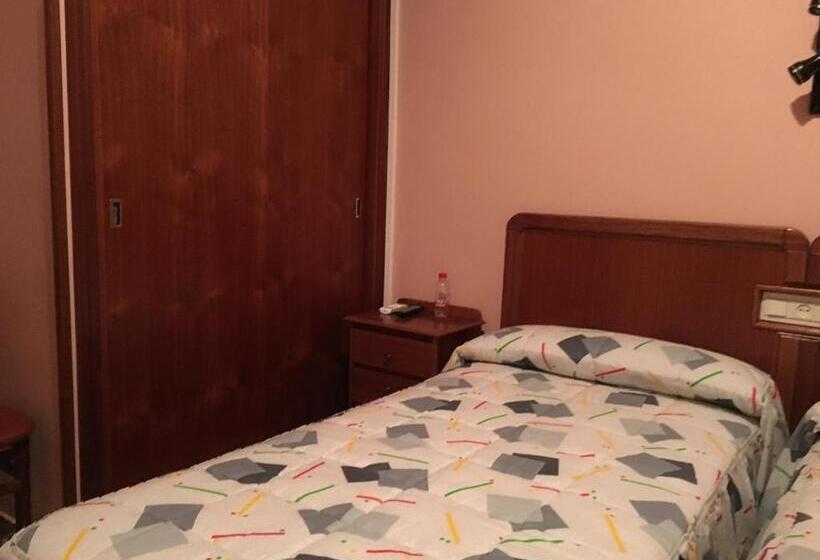 Номер Стандарт Индивидуальный, Hostal Moraleda