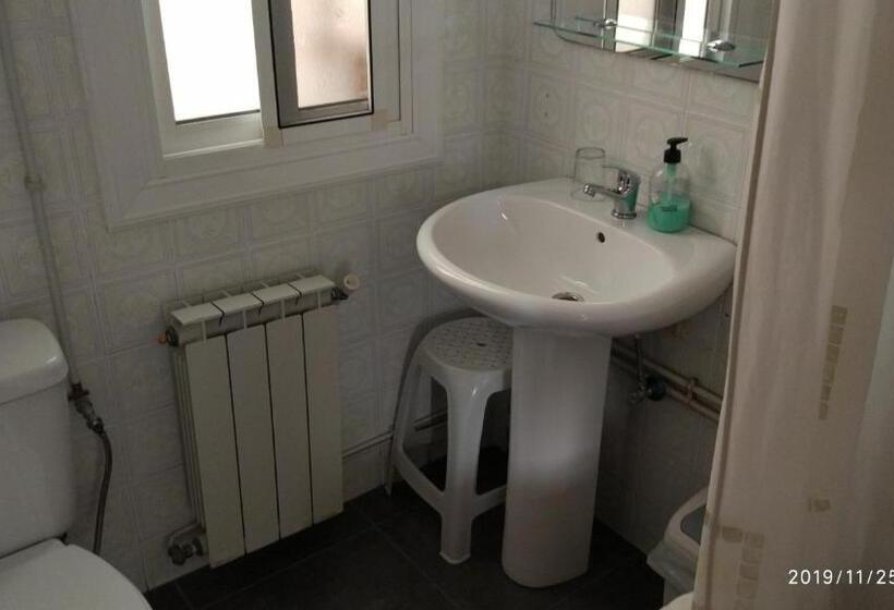 Номер Стандарт Индивидуальный, Hostal Residencia Pasaje