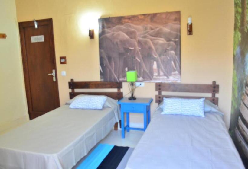 Номер Стандарт Индивидуальный, Residencia Santiago Mallorca