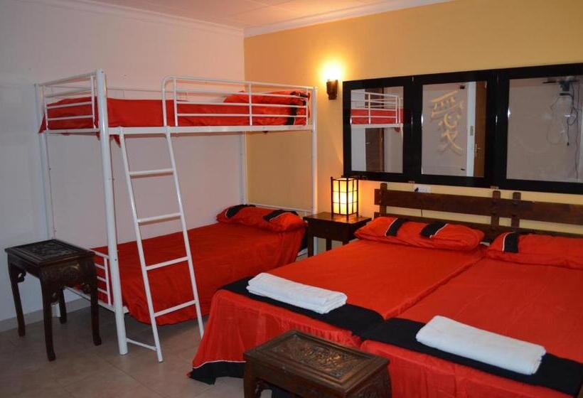 Студио Стандарт с Террасой, Residencia Santiago Mallorca