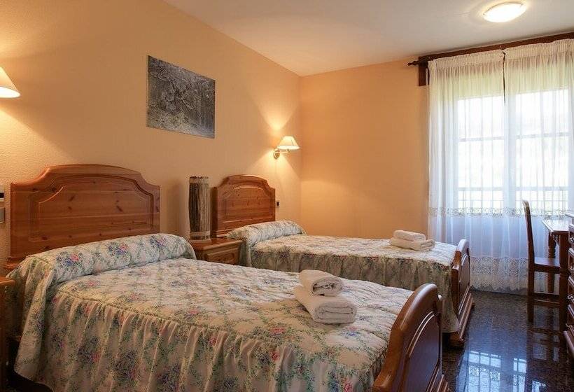 스탠다드 트리플 룸, Hostal Casa Ramón