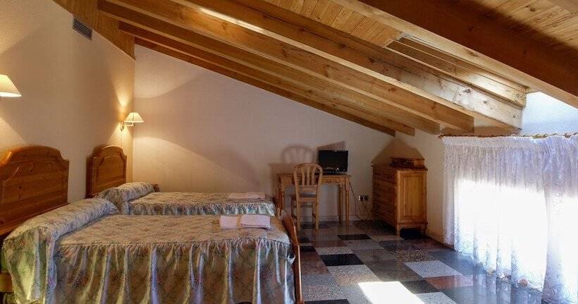 4인용 스탠다드 룸, Hostal Casa Ramón