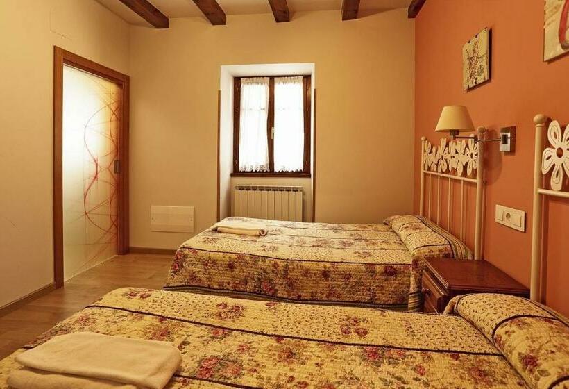 Номер Стандарт, Hostal Orialde