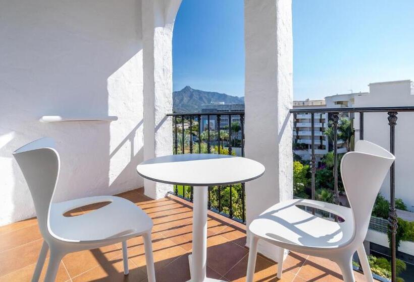 Номер Superior, Occidental Puerto Banús