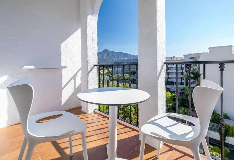Номер Superior, Occidental Puerto Banús