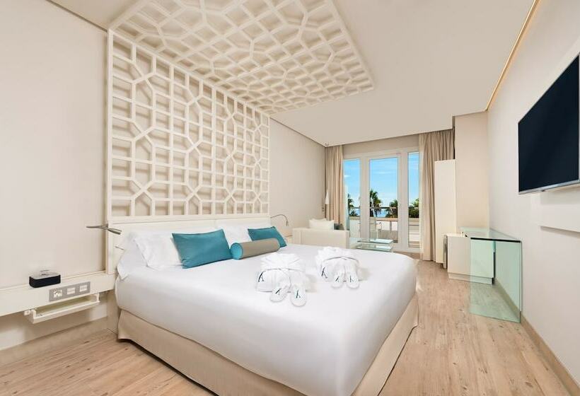 Номер Стандарт Боковой Вид на Море, Amàre Beach Hotel Marbella - Adults Recommended