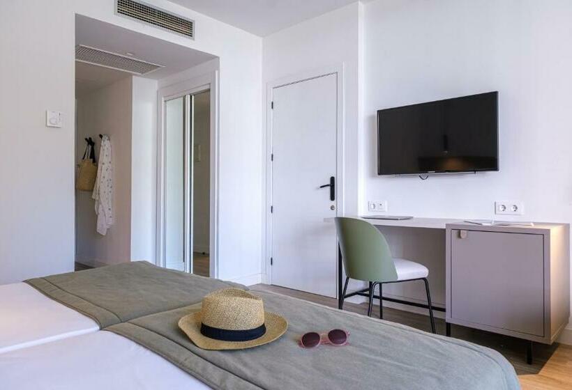 Habitación Triple Estándar, Estival Islantilla