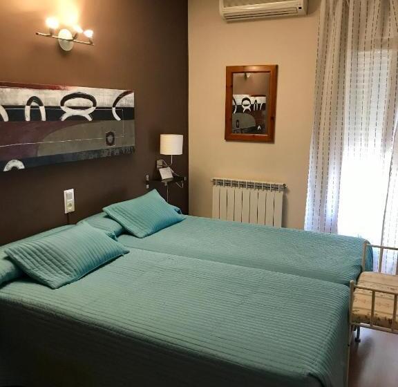Номер Стандарт, Hostal Delgado