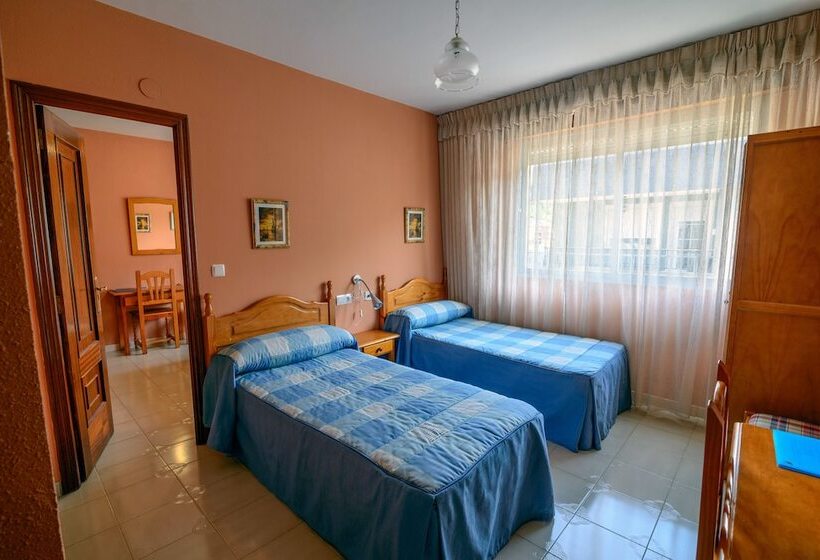 Семейный Номер, Hostal La Torre Ii