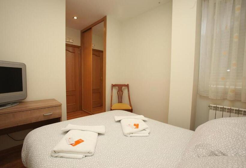 Номер Стандарт, Hostal Restaurante Central