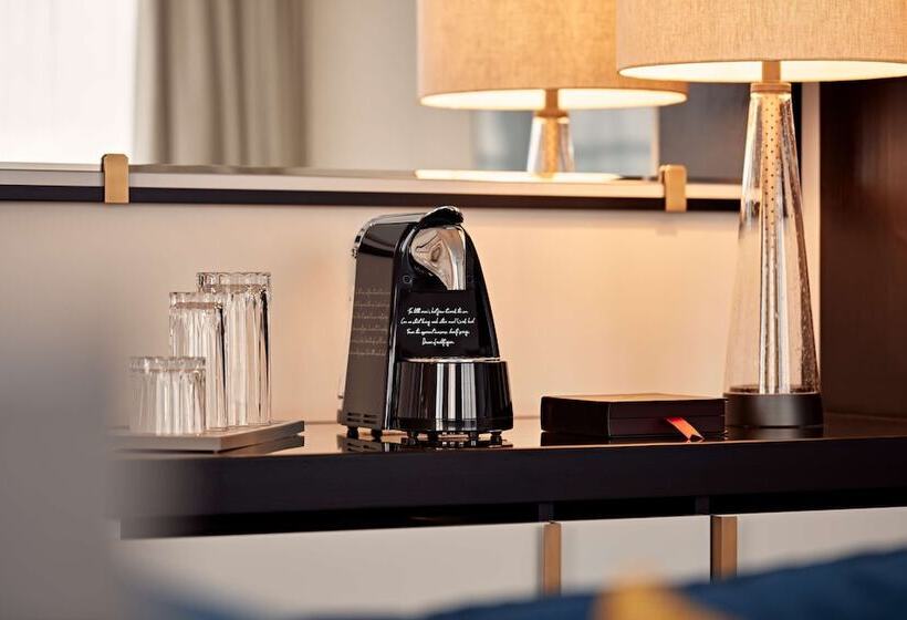 펜트하우스 스위트, Hilton Vienna Park