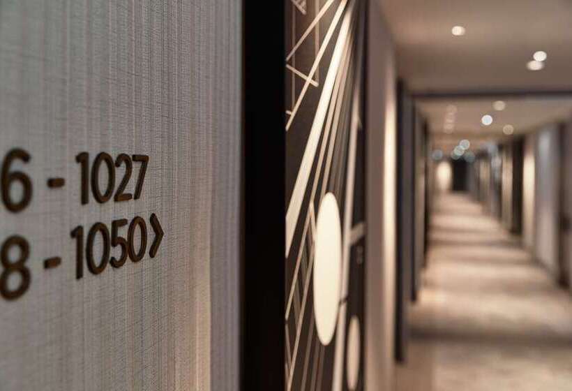 이그제큐티브 룸 킹사이즈 침대, Hilton Vienna Park