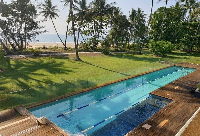Семейный Номер, Castaways Resort & Spa On Mission Beach