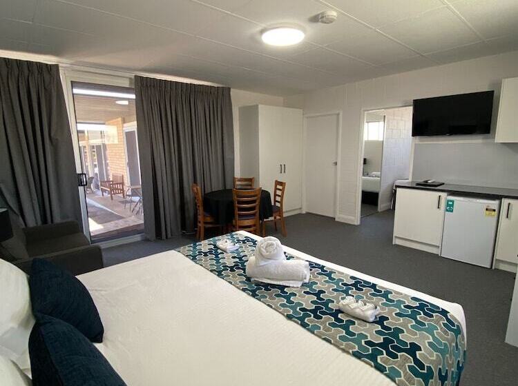 Апартаменты 2 Спальни, Hilltop Motel
