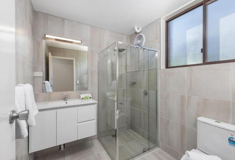 패밀리 룸, Econo Lodge Lilydale