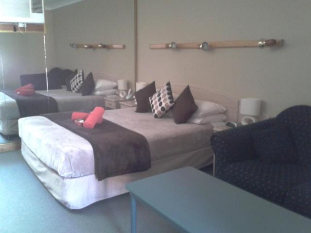 اتاق استاندارد, Elsinor Motor Lodge