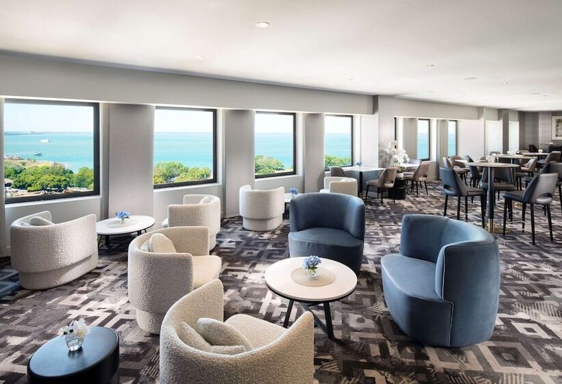이그제큐티브 룸 킹사이즈 침대, Hilton Darwin