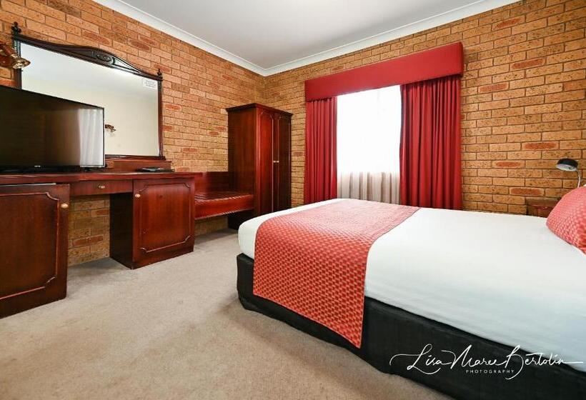 패밀리 룸, Narrandera Club Motor Inn