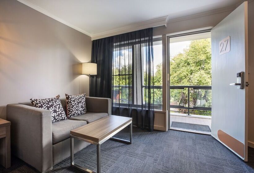 Студио Executive, Doncaster Apartments By Nightcap Plus