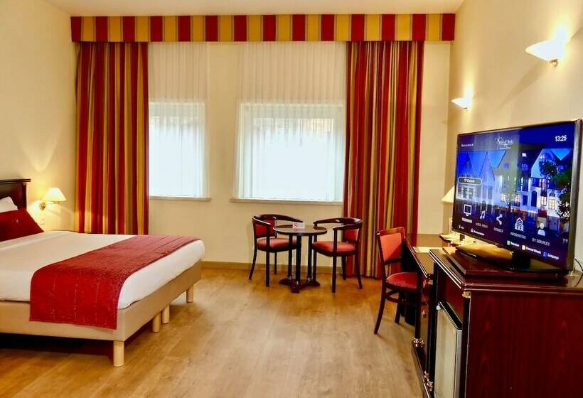 Номер Стандарт, Golden Tulip Hotel De’ Medici