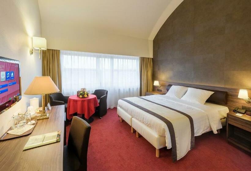 Номер Комфорт, Golden Tulip Hotel De’ Medici