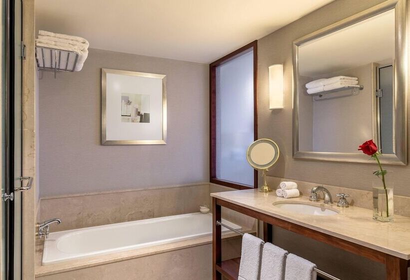 سوئیت کلاب, Sheraton Buenos Aires Hotel & Convention Center