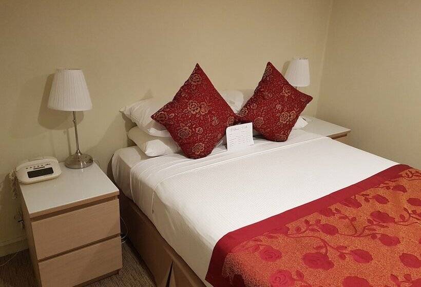 이코노미 룸, Twin Towers Inn