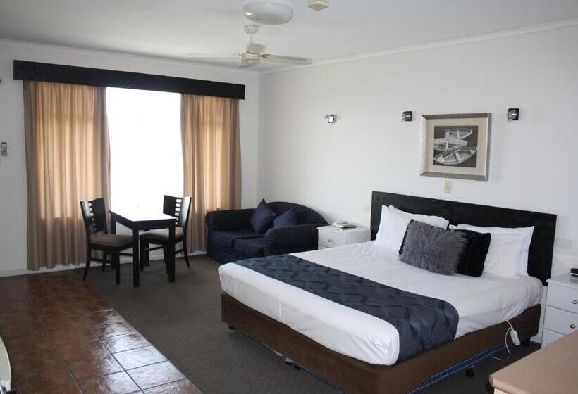 이그제큐티브 룸, Lakeview Motel And Apartments