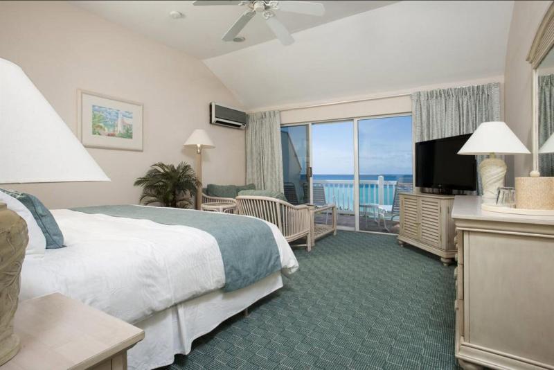اتاق لوکس با تخت بزرگ, Pompano Beach Club