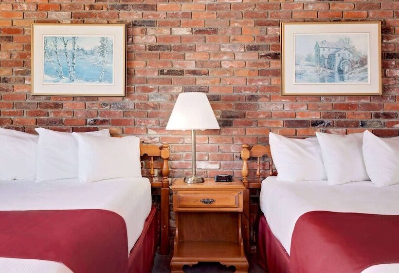 Номер Стандарт 2 Двуспальные Кровати, Ramada By Wyndham Gananoque Provincial Inn