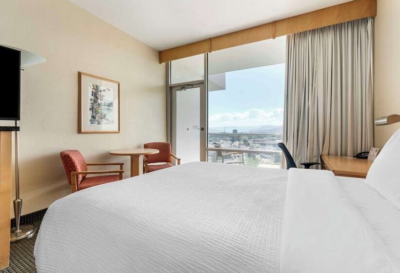 スイート, Best Western Plus Kelowna Hotel & Suites