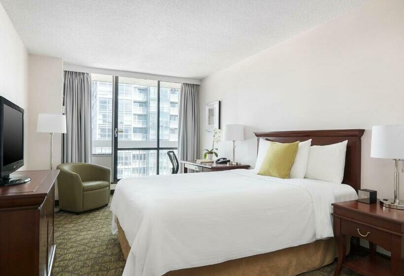 キングサイズベッドのスタンダードルーム, Chelsea Hotel Toronto