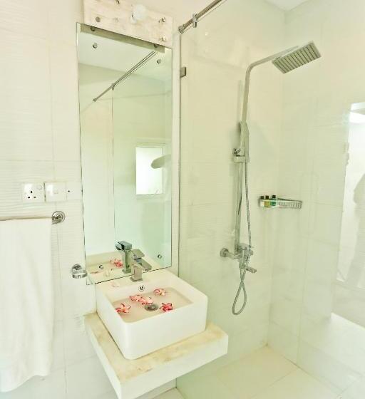 豪华房间, Golden Star Beach Hotel