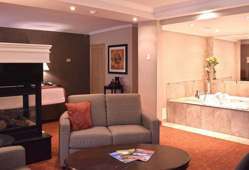 سوییت اجرایی, Hamilton Plaza Hotel & Conference Center