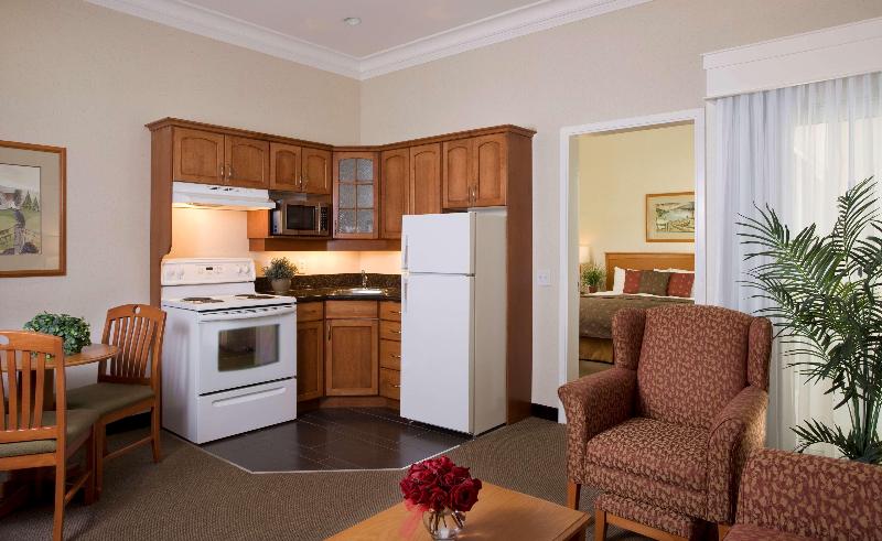 スイート, Best Western Plus Kelowna Hotel & Suites