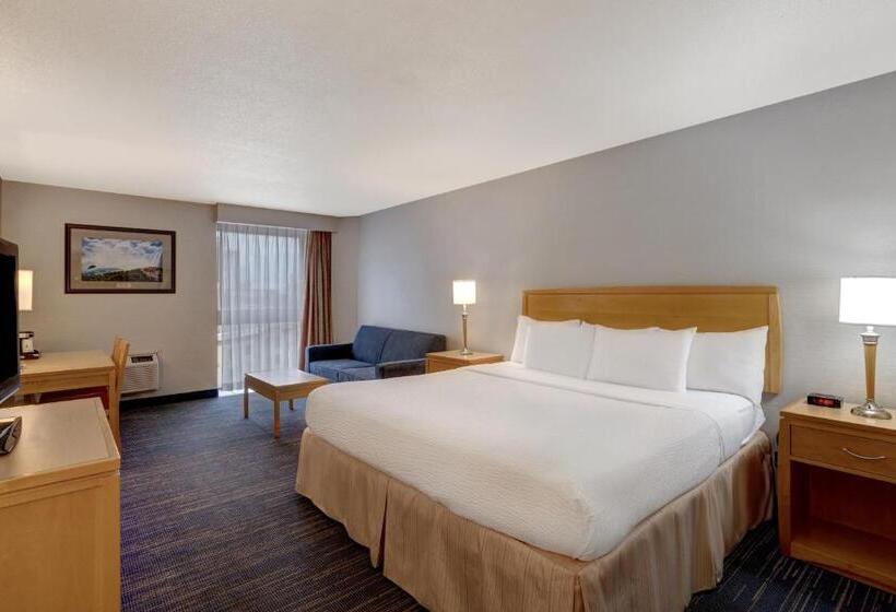 キングサイズベッドのスタンダードルーム, Days Inn By Wyndham Niagara Falls Near The Falls