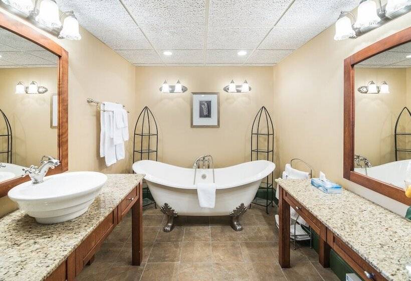 프레지덴셜 스위트, Ramada By Wyndham Thunder Bay Airlane