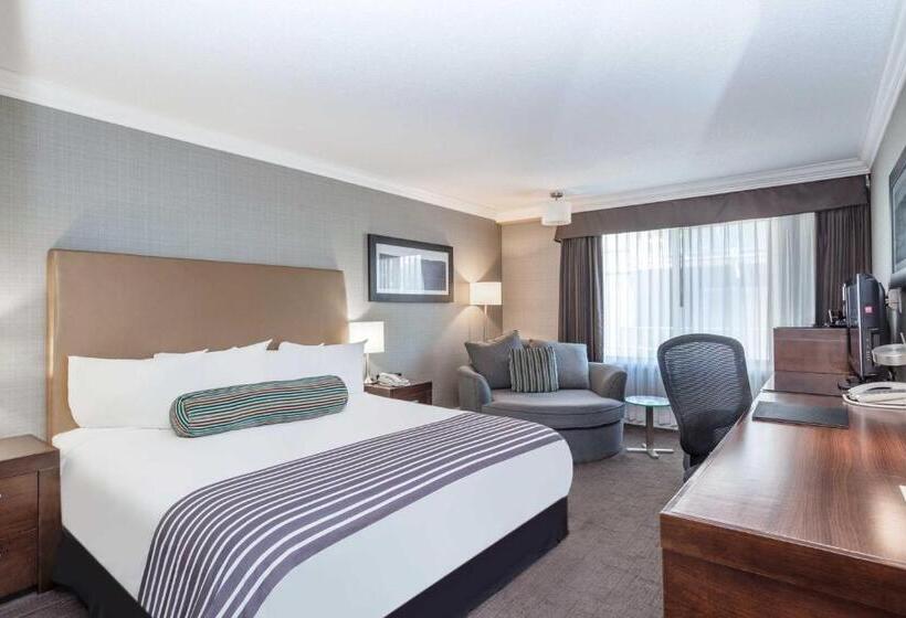 Стандартный Номер Кровать Кинг, Sandman Hotel Vernon