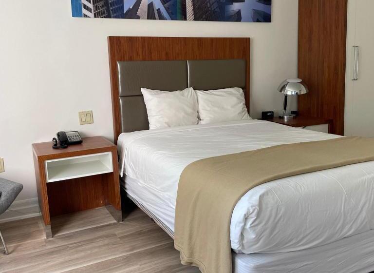 デラックスルーム, Travelodge By Wyndham Niagara Falls Lundys Lane