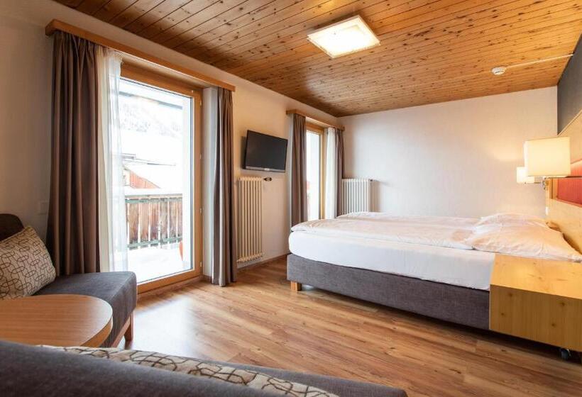 家庭间, Meisser Lodge