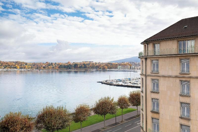 اتاق لوکس با تخت بزرگ, President Wilson, A Luxury Collection Hotel, Geneva