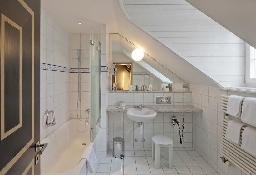 Номер Deluxe Вид на Озеро, Romantik Seehotel Sonne