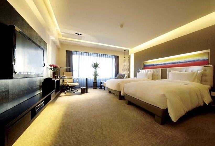 Номер Deluxe, Furama Hotel Dalian