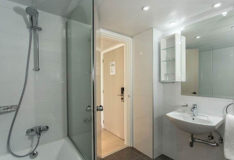 Семейный Номер, Kapetanios Bay Hotel Protaras