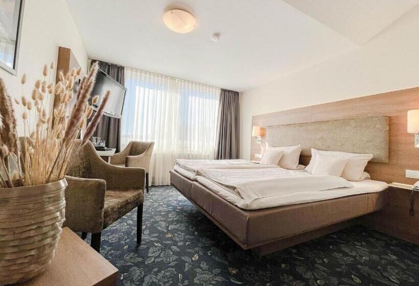 Классический Номер, Restaurant Vier Linden