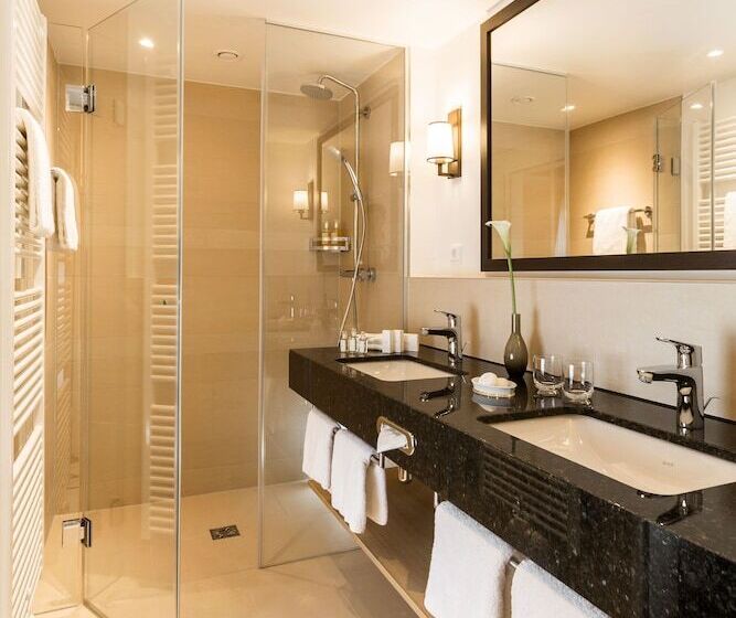 Номер Executive, Althoff Hotel Fürstenhof