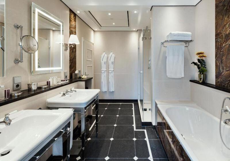 Номер Стандарт, Excelsior Hotel Ernst Am Dom