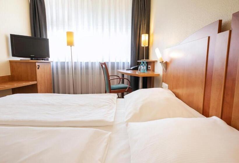 Номер Комфорт, Achat Hotel Braunschweig