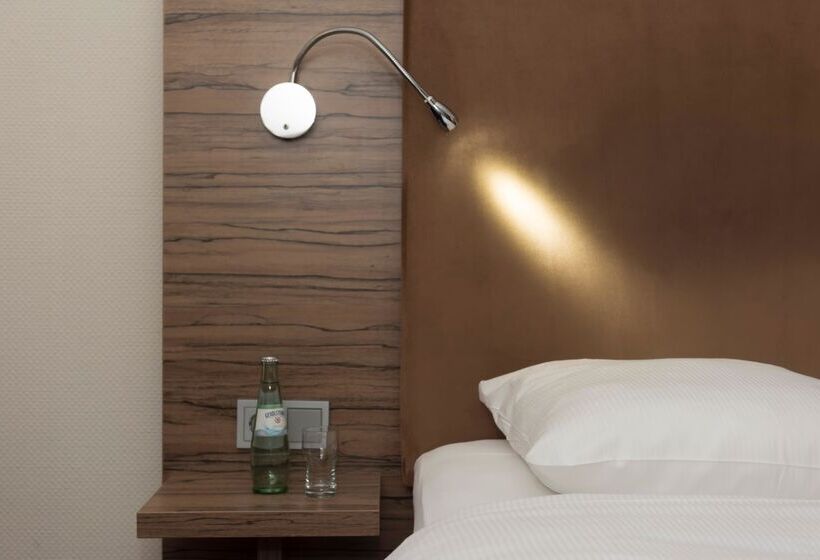 标准间, Wyndham Köln