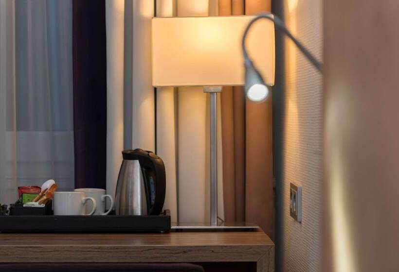 标准单人间, Wyndham Köln